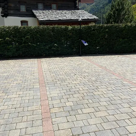 Residenza Loo Bach N 8 *