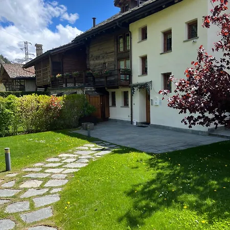 Appartement Residenza Loo Bach N 8 *